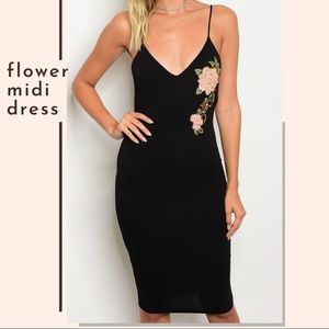Flower midi dress in Black